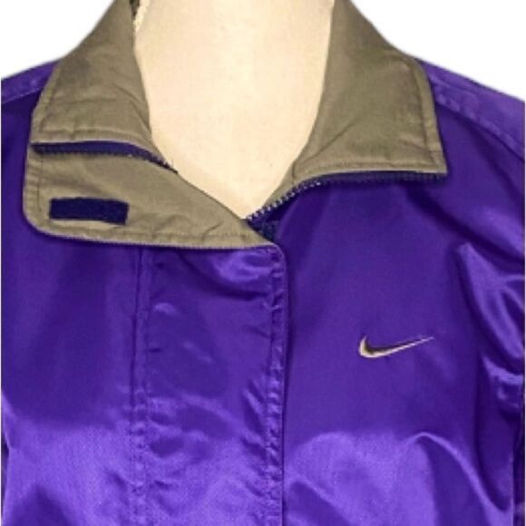 Nike Wm’s Sz Sm 4-6 Purple Nylon Full Zip Windbreaker Jacket - Picture 2 of 6